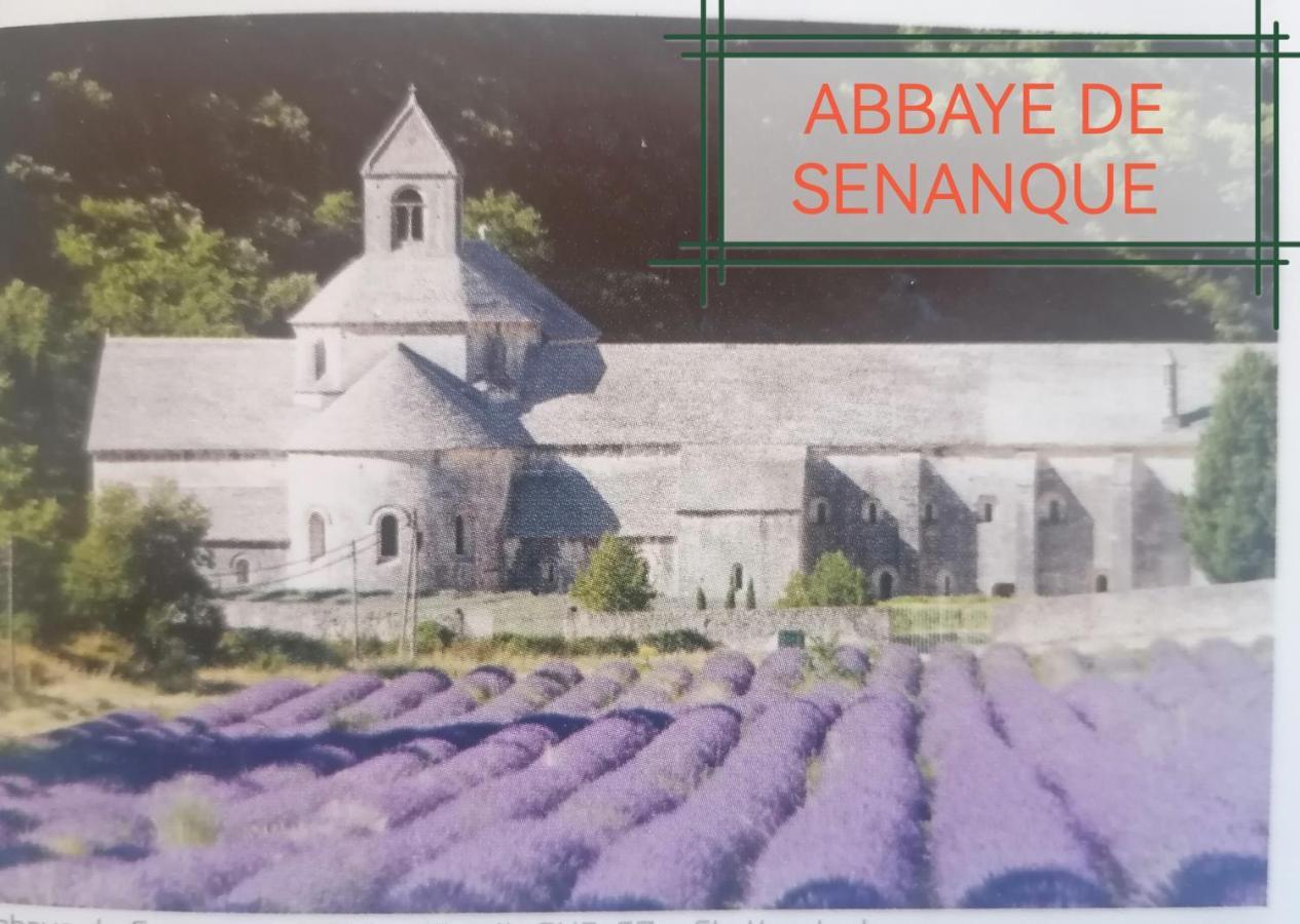 la fée viviane et michel l'enchanteur Robion en Luberon Exterior foto